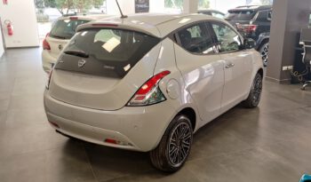 LANCIA YPSILON MY21 1.0 70CV HIBRID GOLD pieno