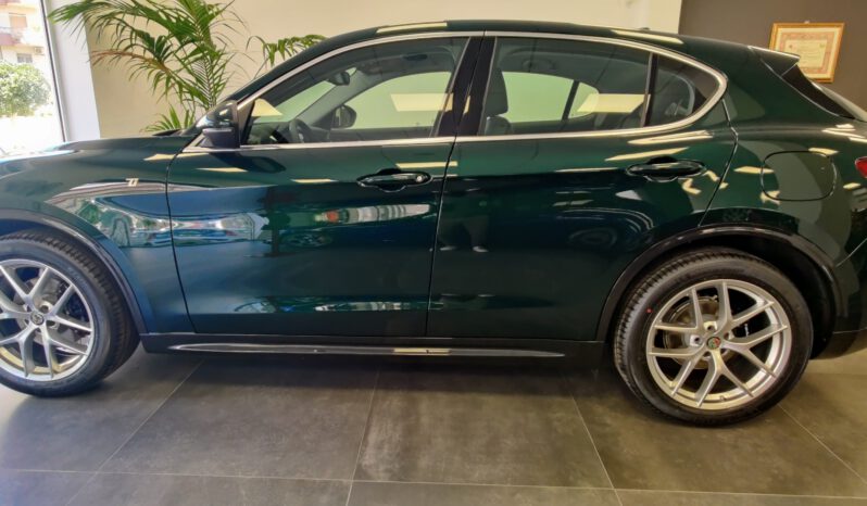 Alfa Romeo Stelvio- MY21 – 2.2  Turbo Diesel  210 CV – AW Q4 Ti pieno