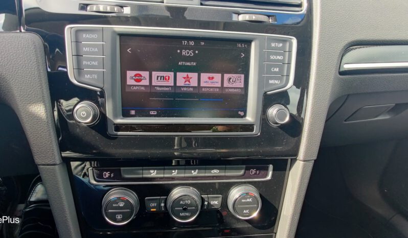 Volkswagen Golf 7 pieno