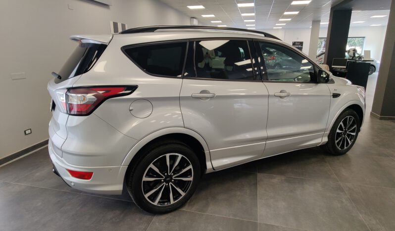 FORD KUGA 1.5 TDCI 120CV ST LINE pieno