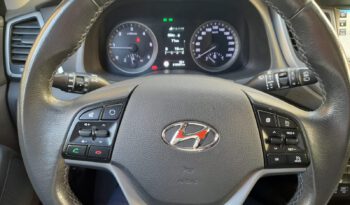 HYUNDAI TUCSON 1.7 XPOSSIBLE pieno