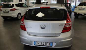 HYUNDAI i30 1.6 CRD pieno