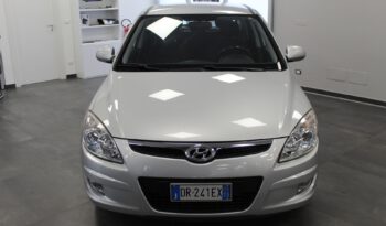 HYUNDAI i30 1.6 CRD pieno