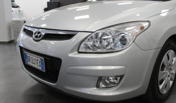 HYUNDAI i30 1.6 CRD pieno