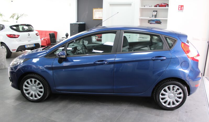 FORD FIESTA 1.2 5P pieno