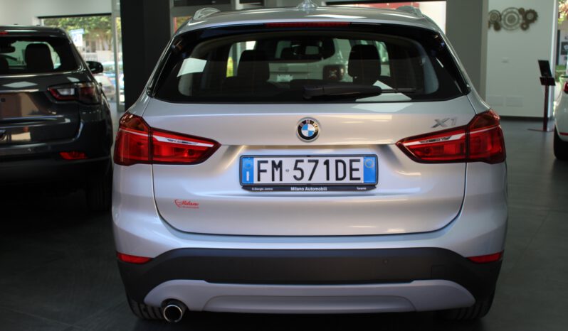 BMW X1 18D 150 CV pieno