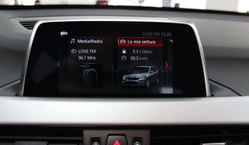 BMW X1 18D 150 CV pieno