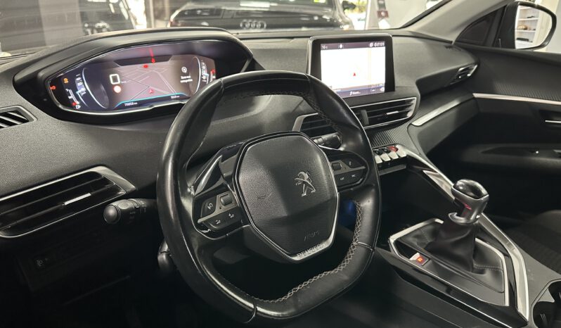 PEUGEOT 3008 1.5 BLUE HDI pieno