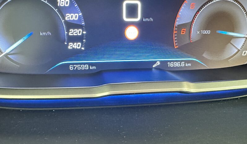 PEUGEOT 3008 BLUE HDI 1.6 pieno