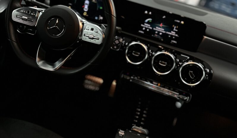 MERCEDES BENZ  CLA COUPE 200 D pieno