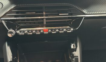 PEUGEOT 208 1.5 BLUEHDI pieno