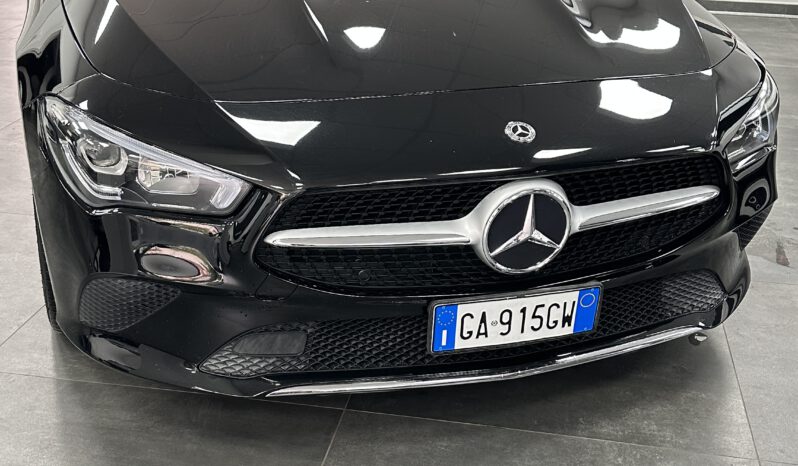 MERCEDES BENZ CLA 200 D pieno