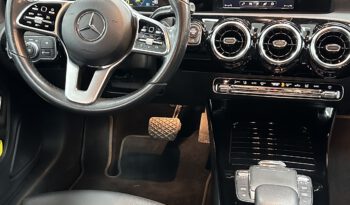 MERCEDES BENZ CLA 200 D pieno