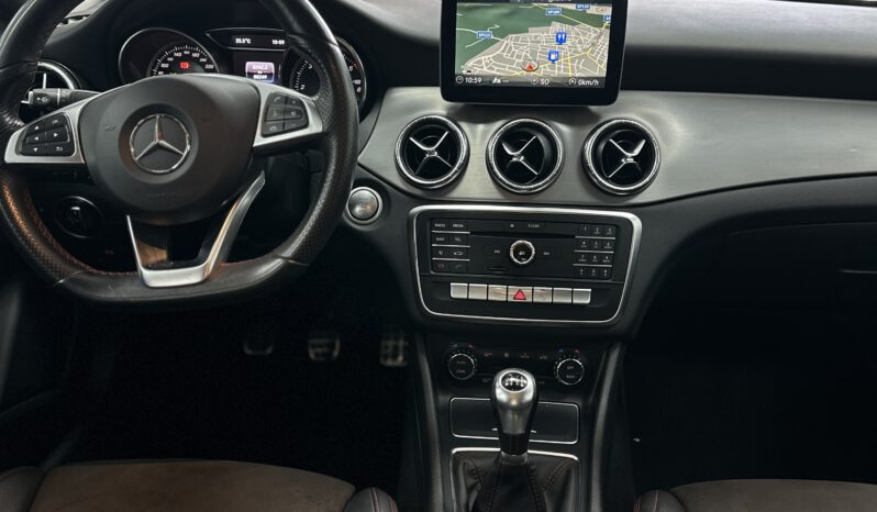 MERCEDES BENZ CLA 180d pieno