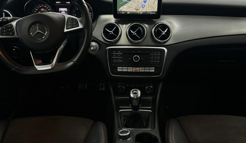 MERCEDES BENZ CLA 180d pieno