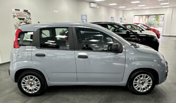 FIAT PANDA 1.0 HYBRID pieno